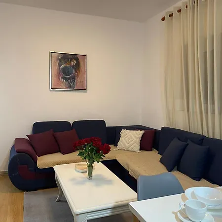Apartment Main Brryli
