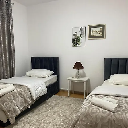 Apartment Main Brryli